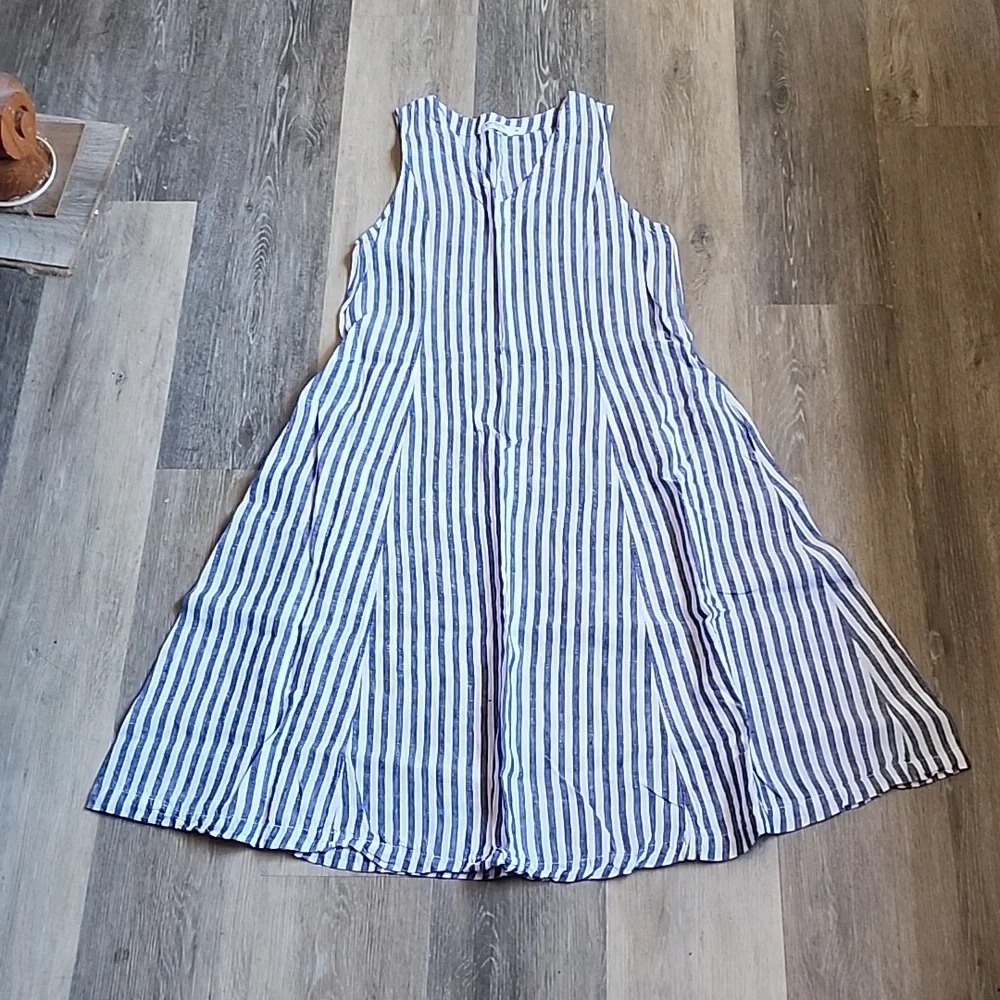 STATESIDE LINEN DRESS - Picture 2 of 9